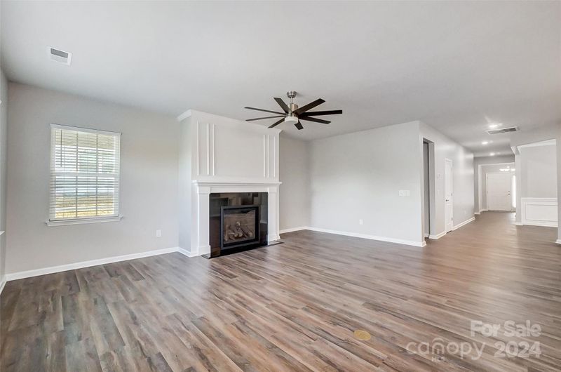 1025 Dali Blvd, Mount Holly, NC 28120