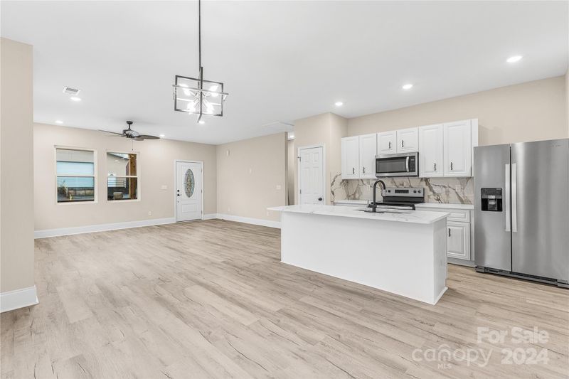 2600 Main Ave Dr NW, Hickory, NC 28601