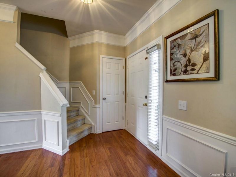 8911 Coppermine Ln, Charlotte, NC 28269