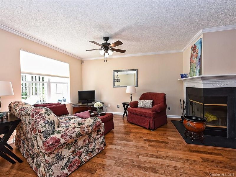 8235 Southgate Commons Dr #403, Charlotte, NC 28277