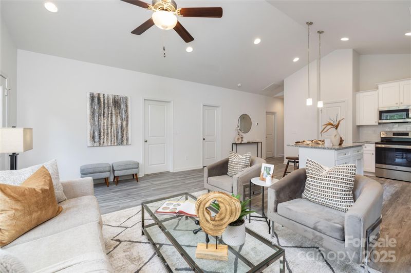 5513 Skycrest Dr, Charlotte, NC 28269