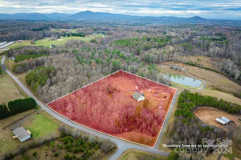 7838 Oren Stephens Rd, Hickory, NC 28602