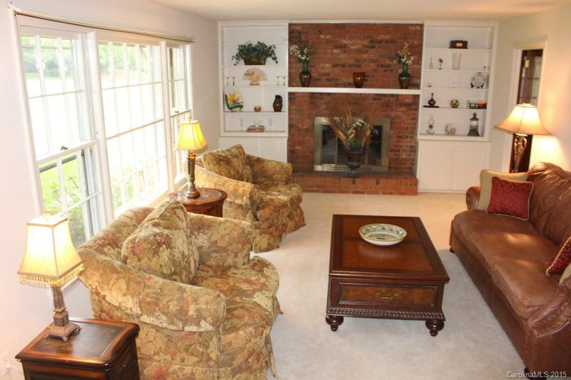 101 Lynbrook Dr, Davidson, NC 28036