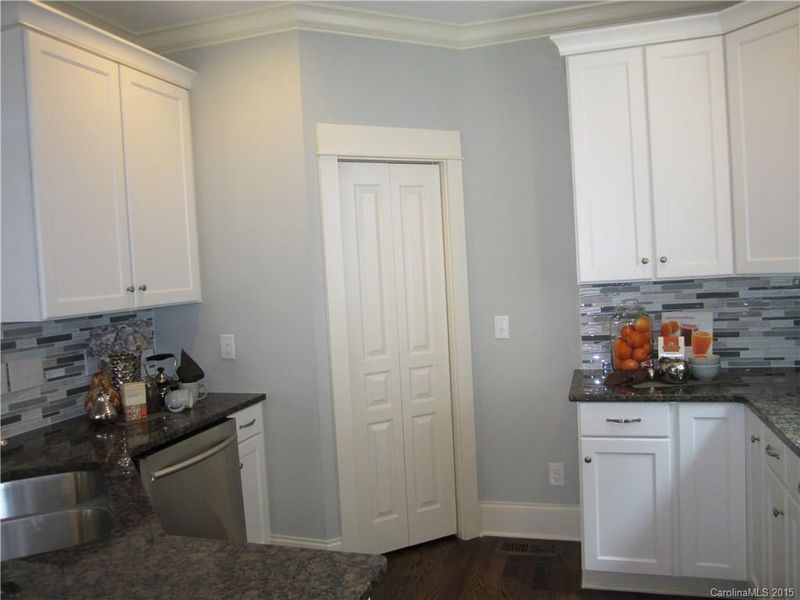 3401 Benard Ave, Charlotte, NC 28206