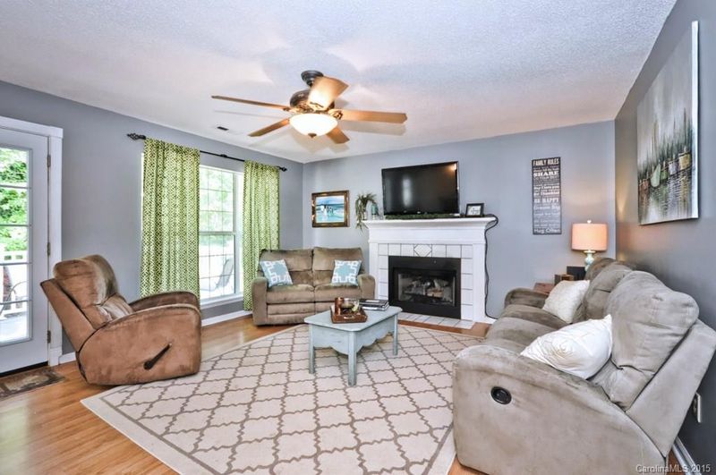 14606 Cypress Park Ln, Charlotte, NC 28273