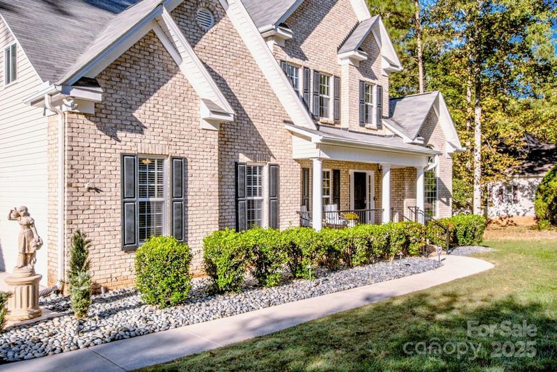 335 Blume Rd, Mooresville, NC 28117