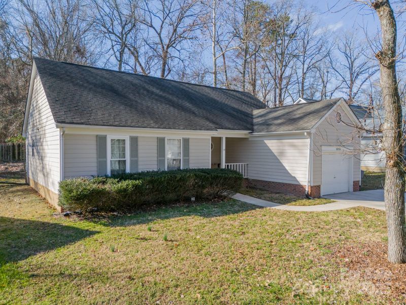 5218 Haybridge Rd, Charlotte, NC 28269