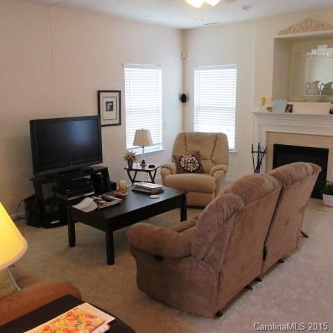 2023 Bluebonnet Ln, Matthews, NC 28104