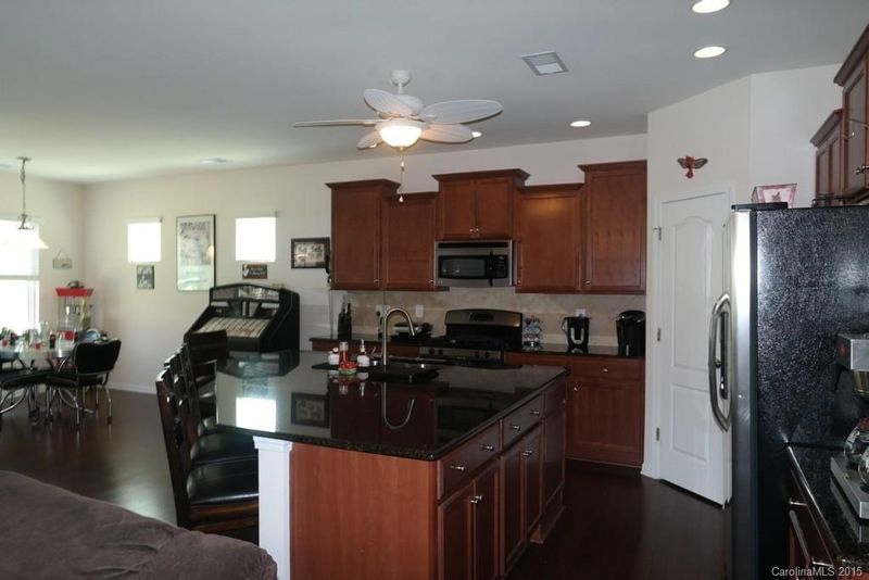151 E Warfield Dr #51, Mooresville, NC 28115