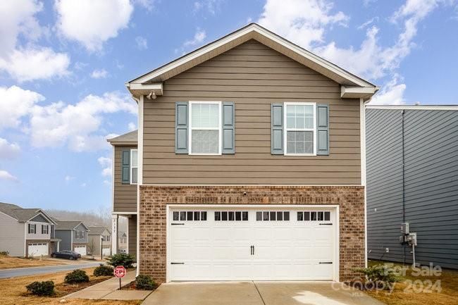 2137 Redstone Dr #99, York, SC 29745