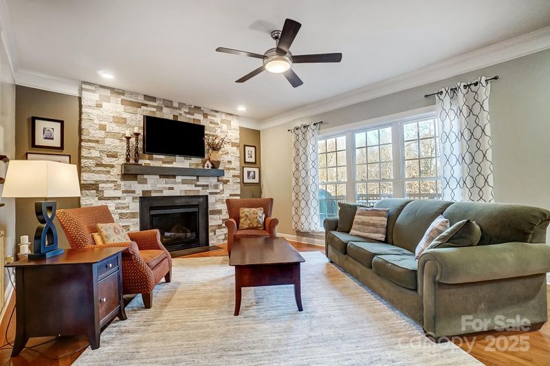 9890 Legolas Ln, Charlotte, NC 28269