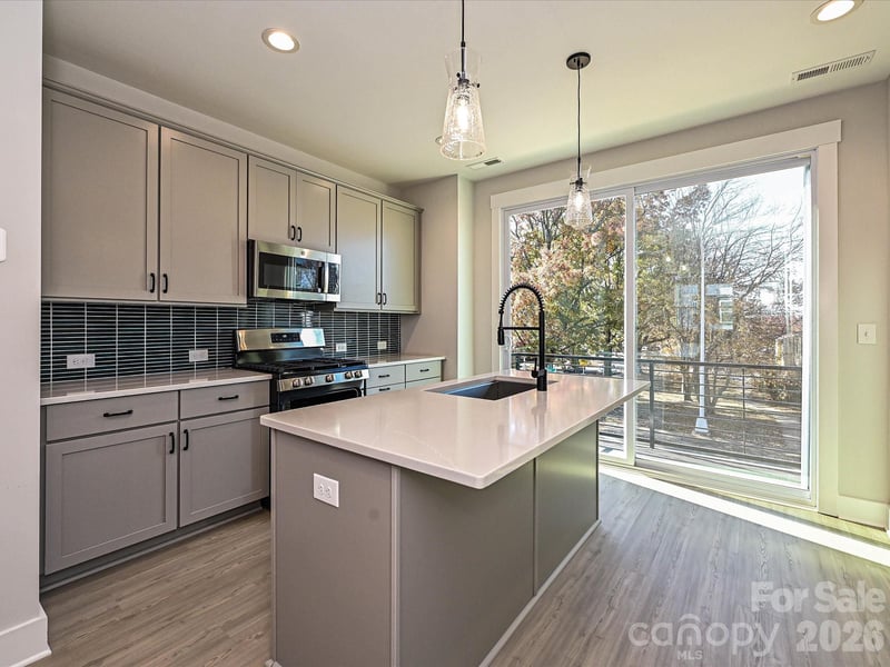 908 Callahan St #EQX1664, Charlotte, NC 28206