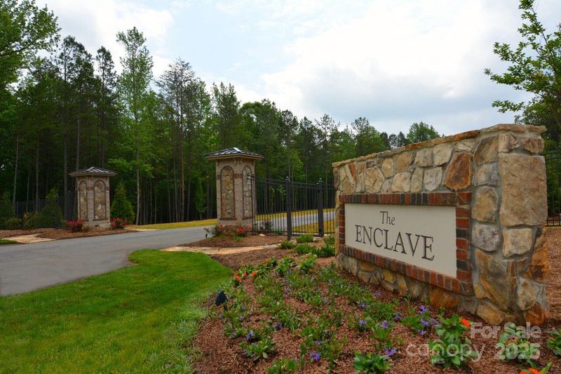 6140 Volte Dr #103, Mint Hill, NC 28227