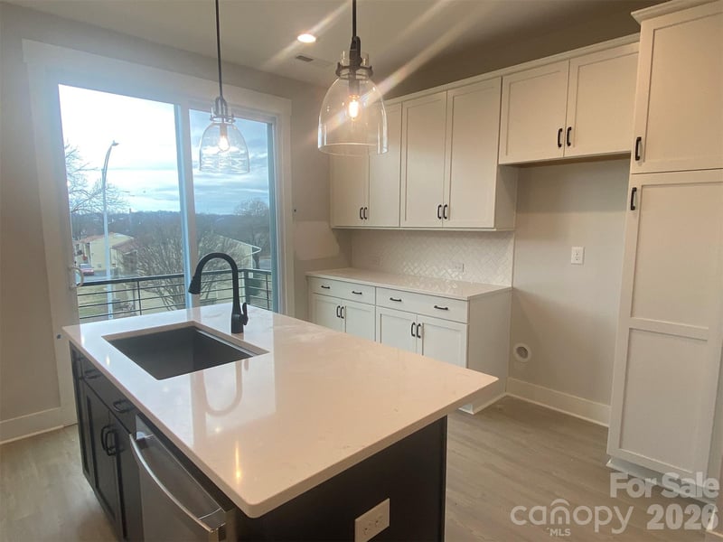 934 Callahan St #EQX1770, Charlotte, NC 28206
