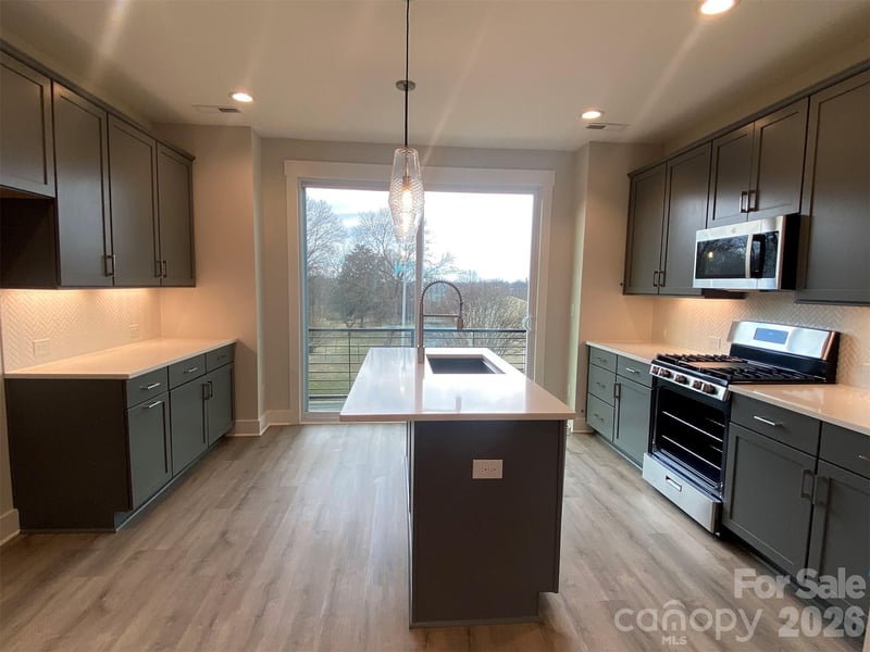 938 Callahan St #EQX1771, Charlotte, NC 28206