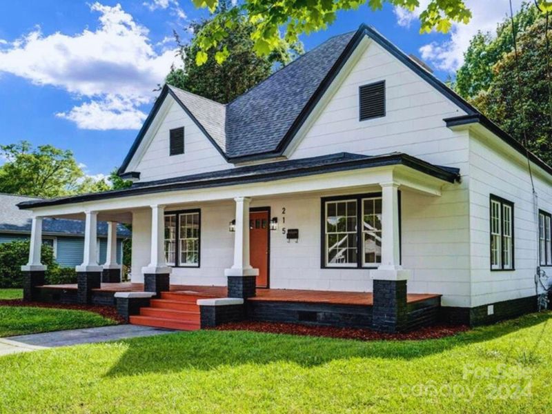215 N King St, Gastonia, NC 28052