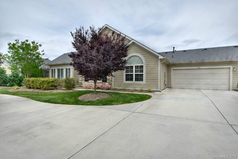 725 Ledgestone Ct #725, Fort Mill, SC 29708