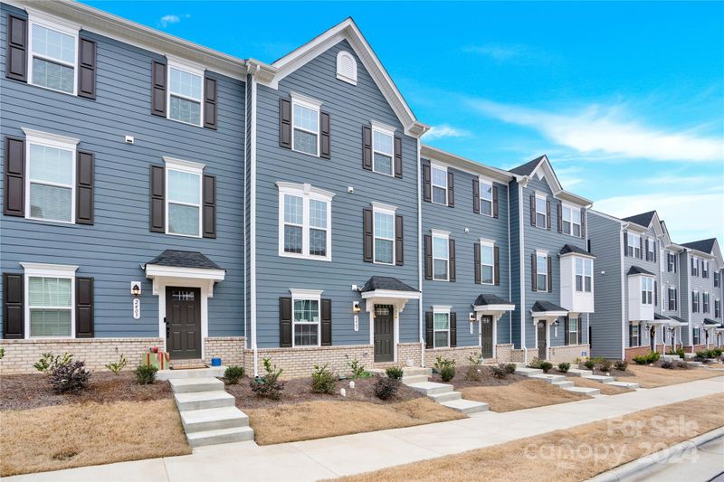 2407 Autumn Olive Ln, Stallings, NC 28104
