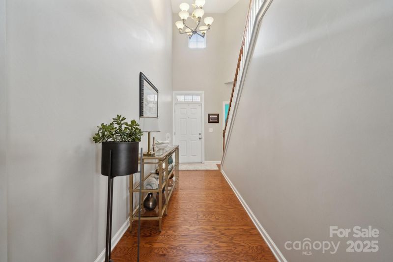 5430 Allison Ln, Charlotte, NC 28277