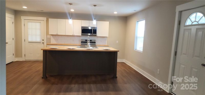 502 North Dr, Cherryville, NC 28021