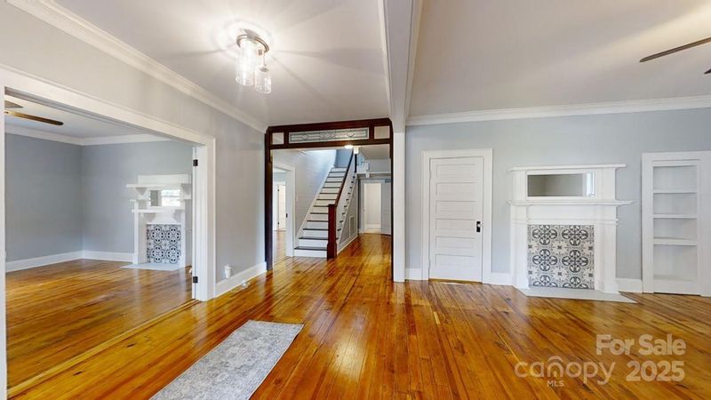 315 9th St SW, Conover, NC 28613