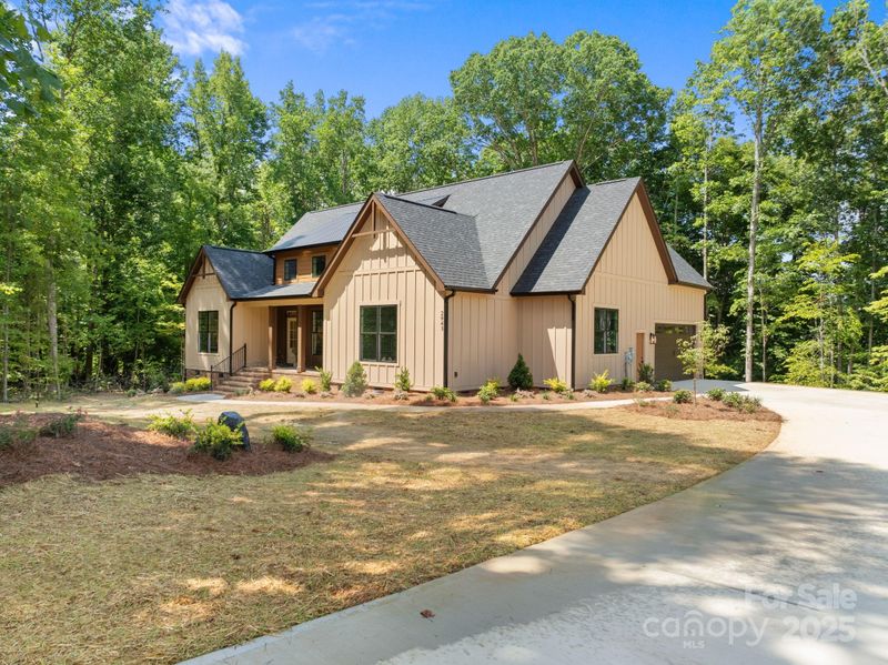 2943 Sparrow Springs Rd, Gastonia, NC 28052