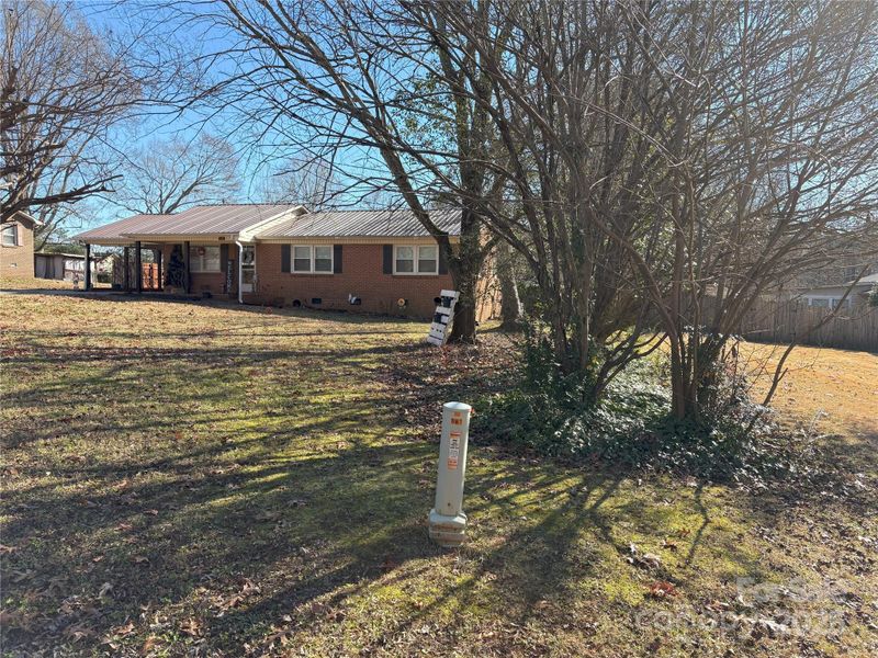 1432 Poston Dr, Lincolnton, NC 28092
