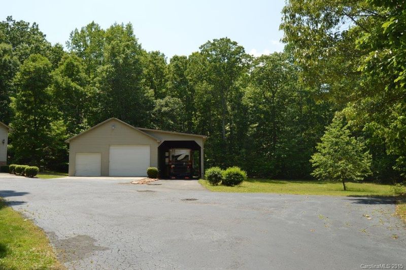 850 Brian Rd, Clover, SC 29710