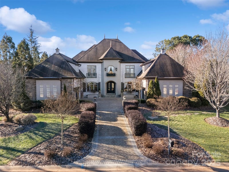 3042 Kings Manor Dr, Weddington, NC 28104