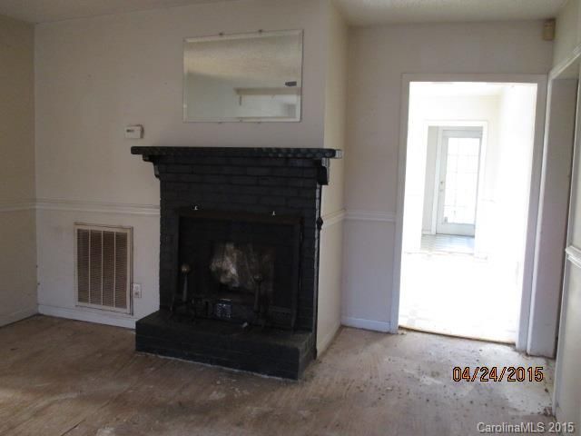 503 E Washington Ave, Bessemer City, NC 28016