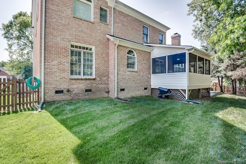 4636 Walnut Knoll Dr, Matthews, NC 28105