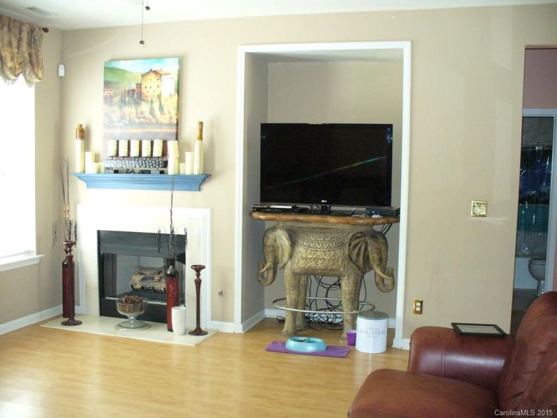 8264 Chatham Oaks Dr, Concord, NC 28027