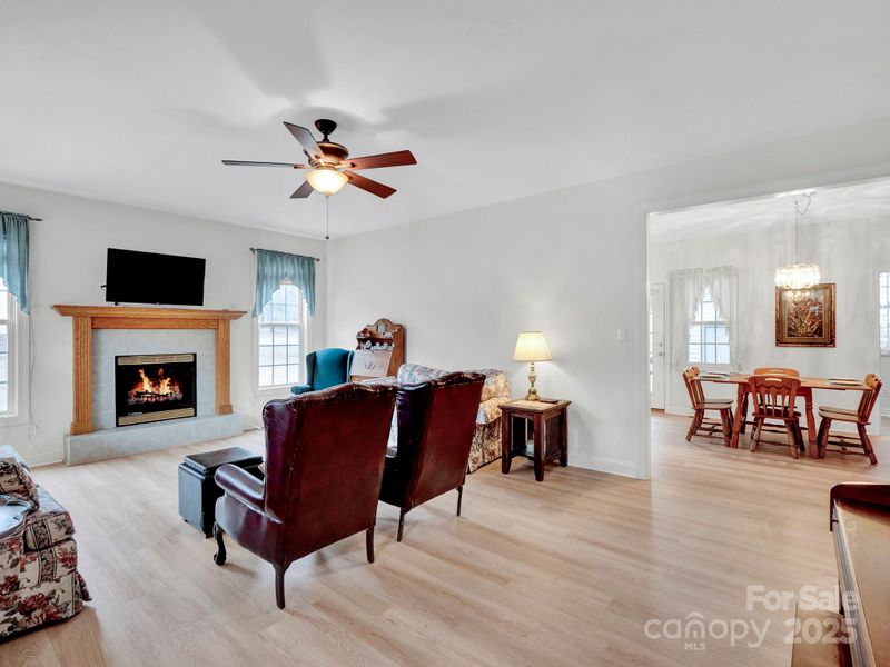 2043 Hunters Ridge Rd, Lancaster, SC 29720