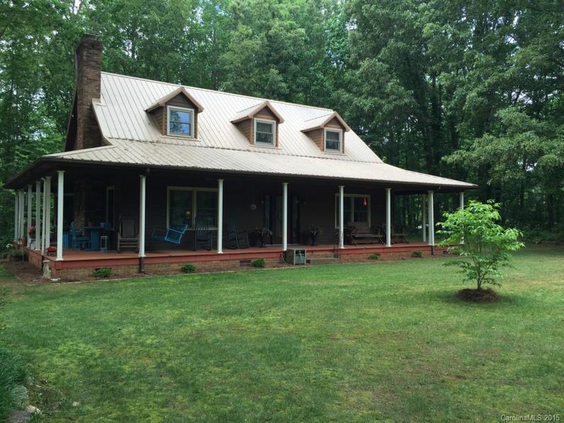 345 Whitesides Rd, Clover, SC 29710