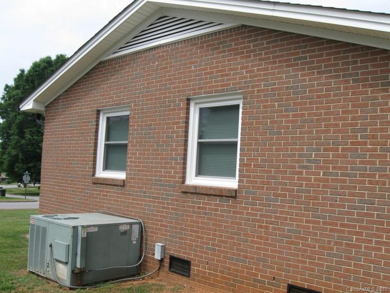 110 Crestview Dr #25, Lincolnton, NC 28092