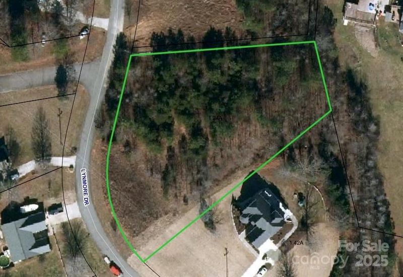 1956 Lynmore Dr #9, Sherrills Ford, NC 28673