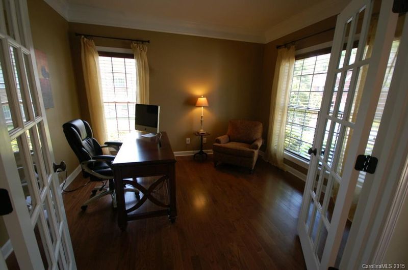 2409 River Oaks Dr, Waxhaw, NC 28173