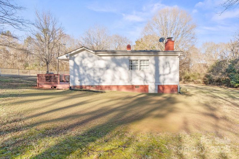1028 White Ln, Gastonia, NC 28052