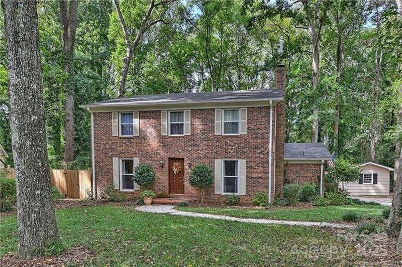 5413 Mallard Dr S, Charlotte, NC 28227