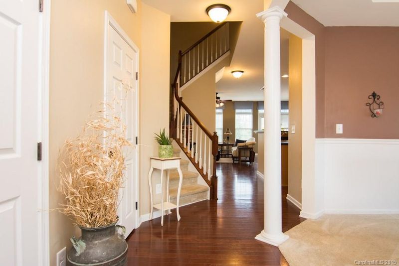 9226 Lenox Pointe Dr #182, Charlotte, NC 28273
