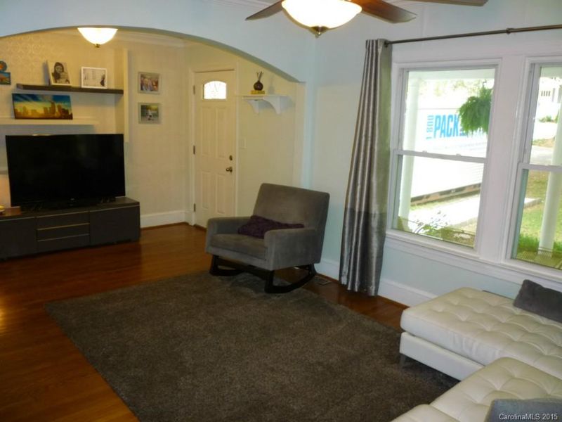 2436 Laburnum Ave, Charlotte, NC 28205