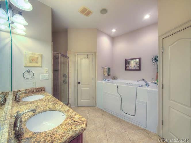 4009 Avery Pl, Gastonia, NC 28056