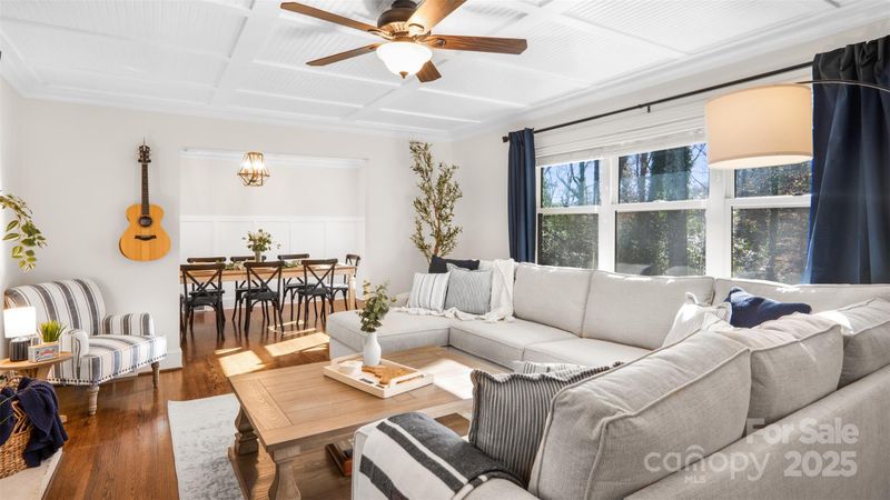 8901 Douglas Dr, Charlotte, NC 28217