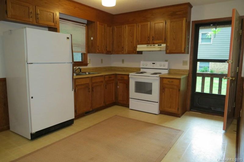 740 Boulder Pl, Statesville, NC 28625
