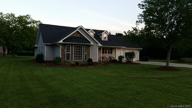 1804 Overhill Dr, Monroe, NC 28110