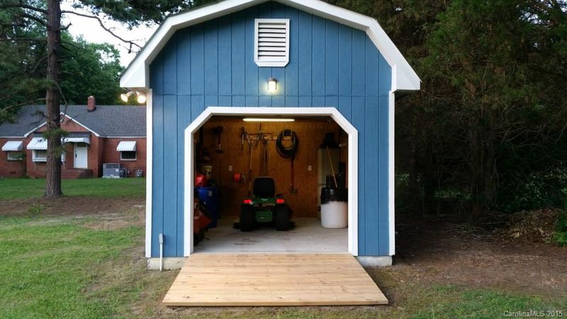 1804 Overhill Dr, Monroe, NC 28110
