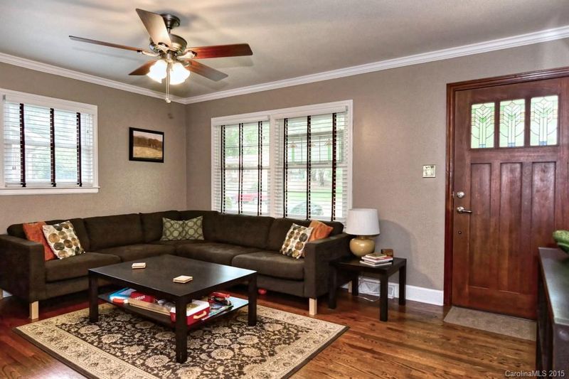 2001 Brookdale Ave, Charlotte, NC 28210