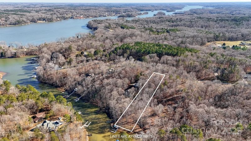 8054 Summit Ridge Dr, Catawba, NC 28609