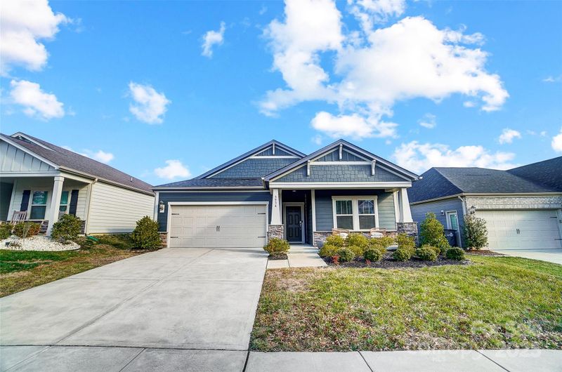 3934 Longmore Ln, Kannapolis, NC 28081