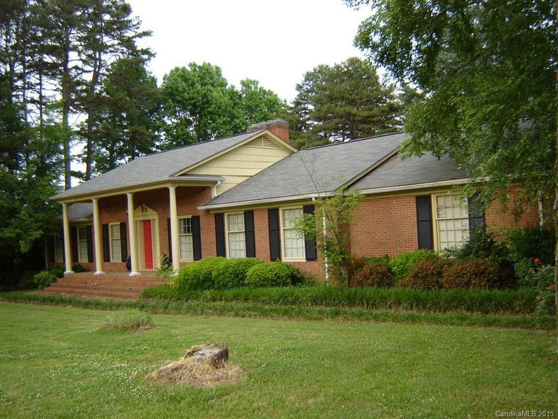 644 N Main St, Wingate, NC 28174